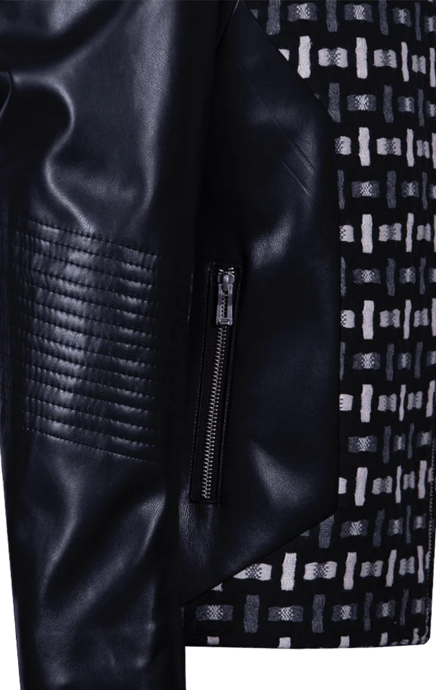 Chaqueta en cuero negro y jacquard geométrico 2